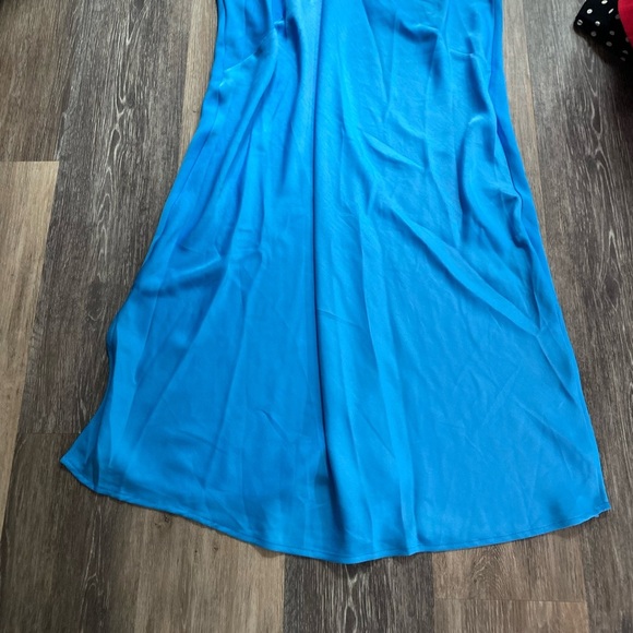 A New Day Sleeveless Blue Silky V-Neck Midi Dress Size XXL NWT - Picture 7 of 7